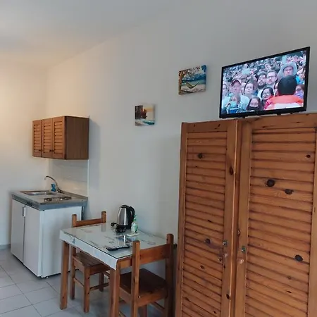 Pantelatos Apartment *