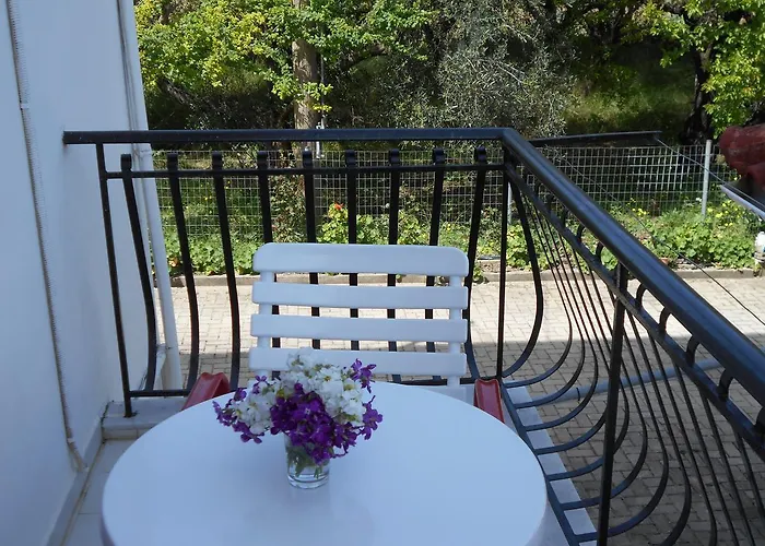 Pantelatos Apartment *