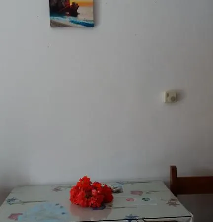 Pantelatos דירה *