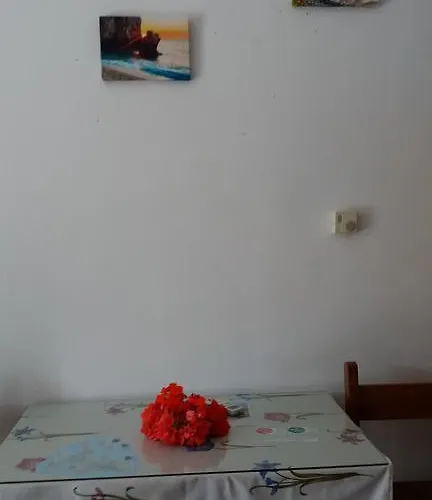 Pantelatos Lägenhet *